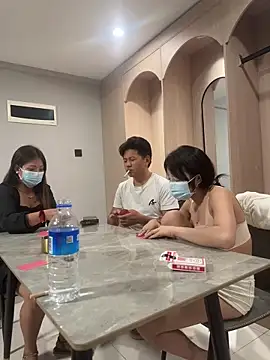 zhuendong000001 online show from March 18, 2:22 pm