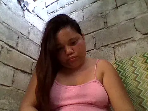 sweetlyn31 online show from April 6, 10:22 pm