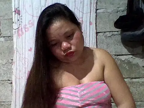 sweetlyn31 online show from March 27, 5:57 pm