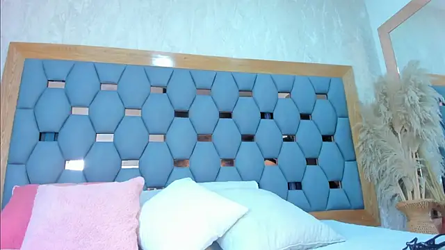 yayi sm online show from February 25, 11:53 am