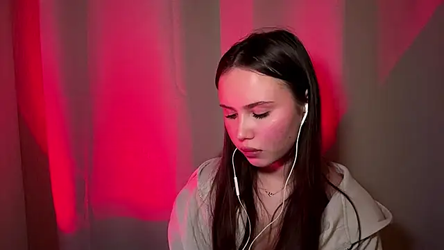 MarylynnSimens online show from February 25, 7:12 pm