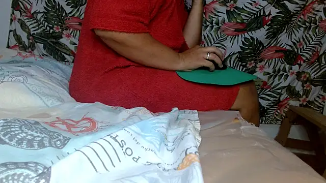 smallvioleta69 online show from March 2, 6:14 pm