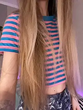 EvelynRavenwood online show from March 1, 4:07 pm