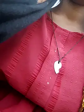 wifedesi7050 online show from June 18, 11:26 am