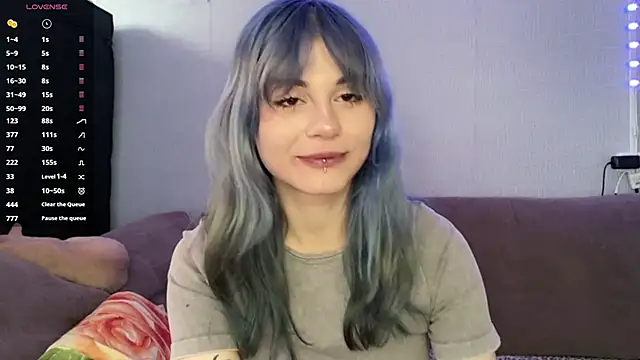 Emmibrilson online show from April 8, 12:29 pm