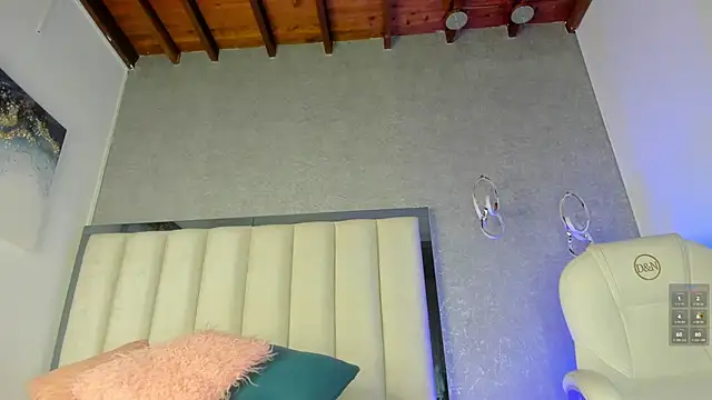 Ambarr Moon  online show from March 17, 7:29 pm