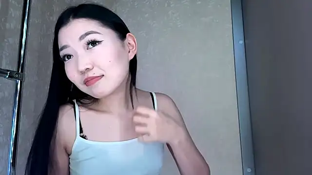 MeiMoon online show from February 28, 2:05 pm