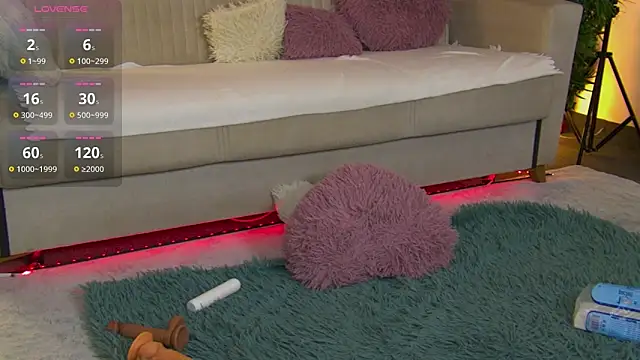 SabrineDivine online show from April 11, 7:45 am