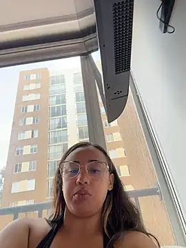 Eyssha online show from March 25, 12:52 pm