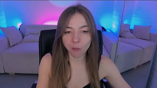 DianaAvis online show from March 15, 9:11 am