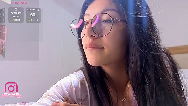 eva depp  online show from March 27, 10:27 am