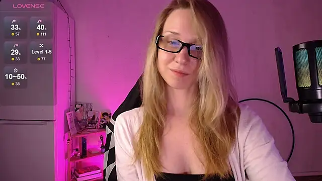 SatinSinner online show from March 1, 4:29 pm