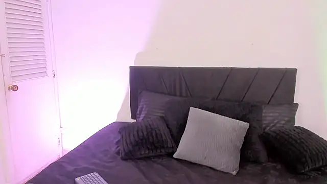 violeta delavega online show from March 21, 8:19 am