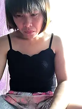 juicy-milu online show from April 14, 12:11 am