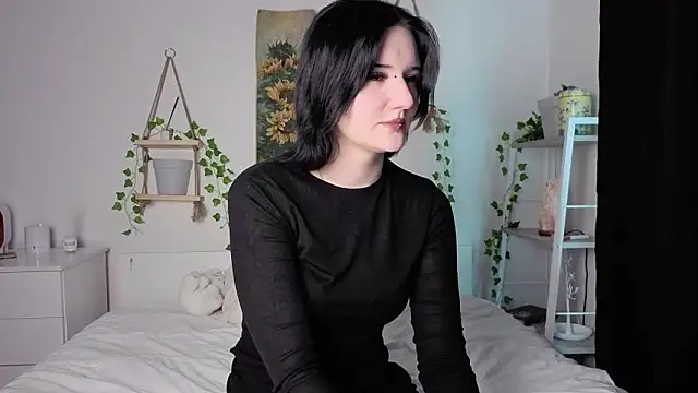 Yuki Shiro online show from March 5, 8:32 am