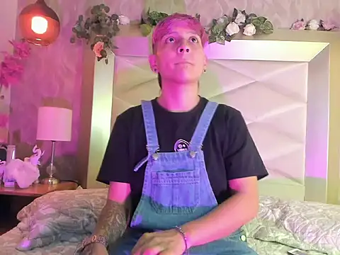 DannyRouds online show from April 12, 2:03 am