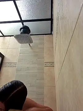 IrisBound online show from April 3, 3:32 pm