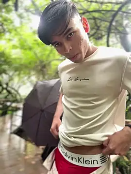 The Conquer online show from April 14, 8:09 pm