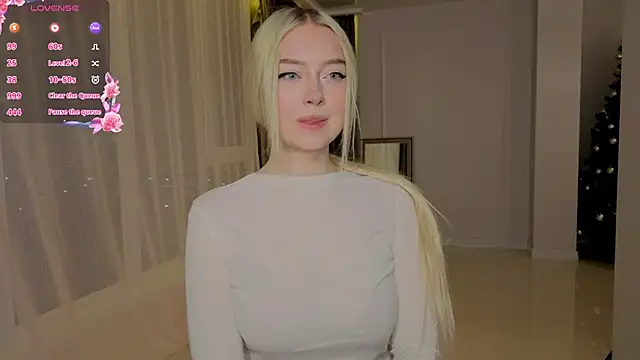 ChristinBland online show from March 11, 8:44 pm