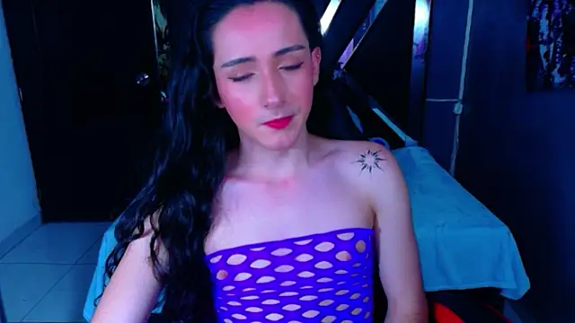 Ivony Giselle online show from March 24, 2:00 pm