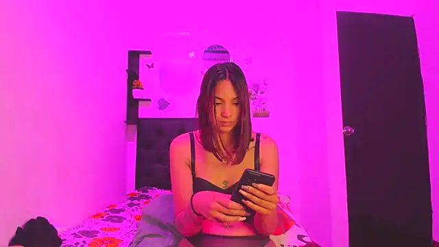 sapphire brown20 online show from April 14, 2:11 am