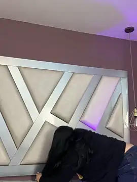 Ashleeyprincess01 online show from April 14, 2:17 pm