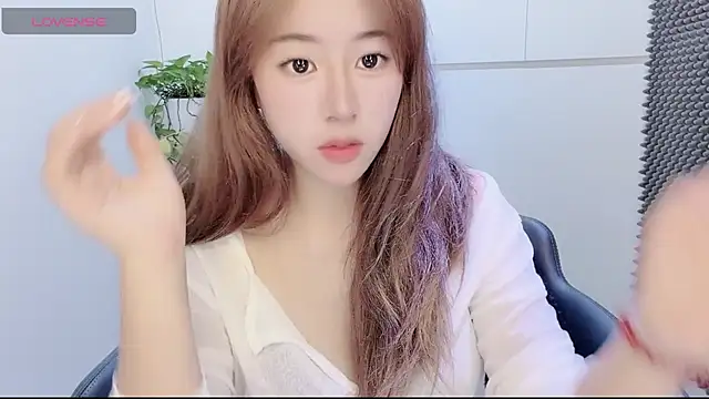 Baixi-01 online show from July 1, 4:45 am