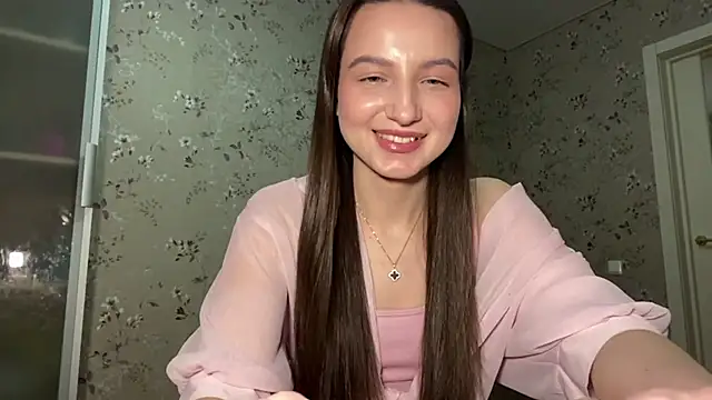 Dinadream online show from March 5, 3:30 pm