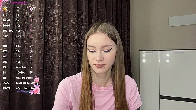 NuDonzze online show from May 20, 8:39 pm