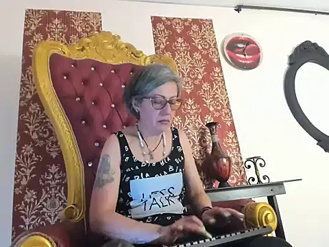 Hades Lyra online show from March 2, 2:57 pm