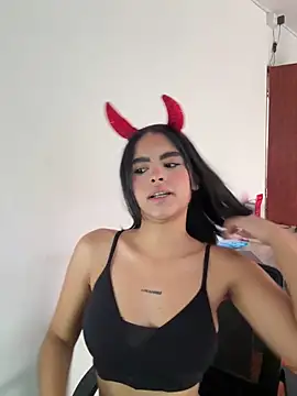 kitty rousse01 online show from March 18, 12:54 pm