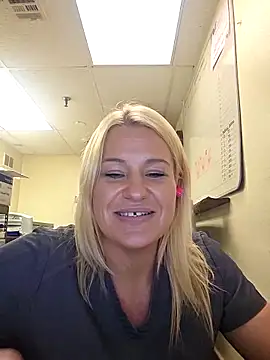 LadyB07 online show from April 29, 6:13 pm