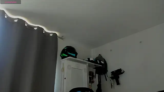 Lizziegrey001 online show from March 24, 10:37 pm