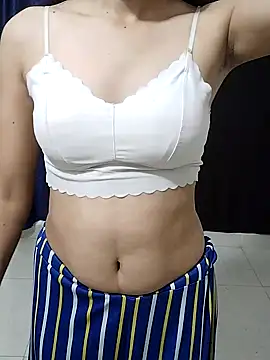 NeetuKumri online show from March 27, 4:19 pm