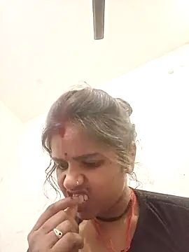 Hot chani online show from April 6, 6:14 am