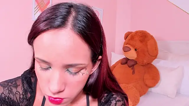 raquel mooon online show from March 16, 5:50 pm