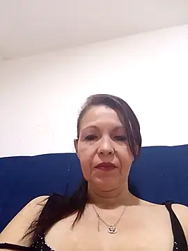 celeste kiss  online show from April 6, 3:28 am