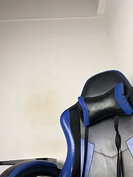 Maddie 7 online show from March 26, 4:03 am