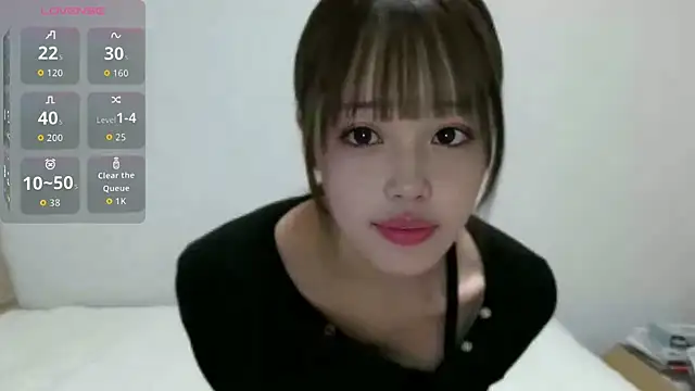 rino n online show from April 17, 3:14 pm