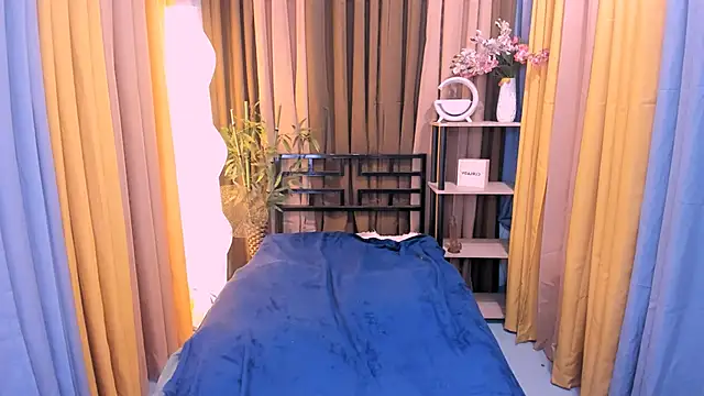 azumi suzako online show from April 7, 5:48 pm