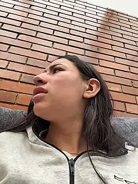 LilyRossi  online show from June 24, 12:37 pm