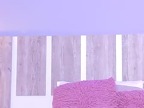 EmilySearss online show from March 20, 8:03 pm