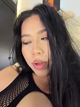 skylarferraro online show from March 21, 1:10 am