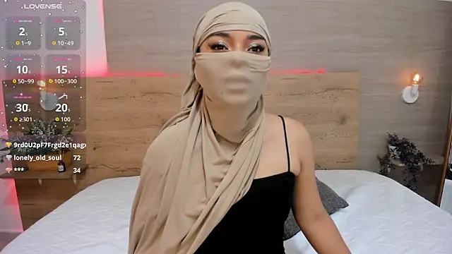  jennaa online show from March 13, 8:32 pm