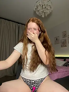 gingerlatte online show from March 18, 8:14 pm