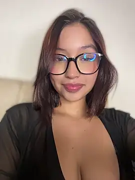 Im Danna  online show from April 25, 1:08 am