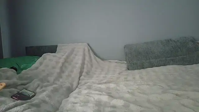 DesireQueen69 online show from April 2, 7:17 am