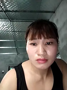 Lilinn  online show from April 15, 10:16 am