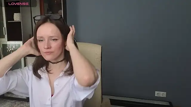 Tender Swan online show from March 18, 9:25 am