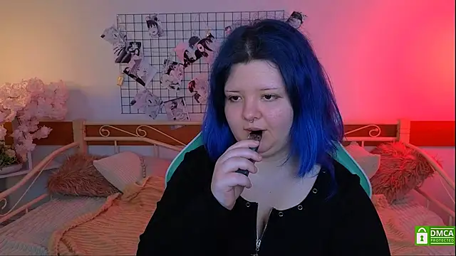 Lunaar  online show from March 19, 7:24 am